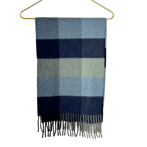 Jos. A. Banks Other - Jos. A. Banks cashmere scarf